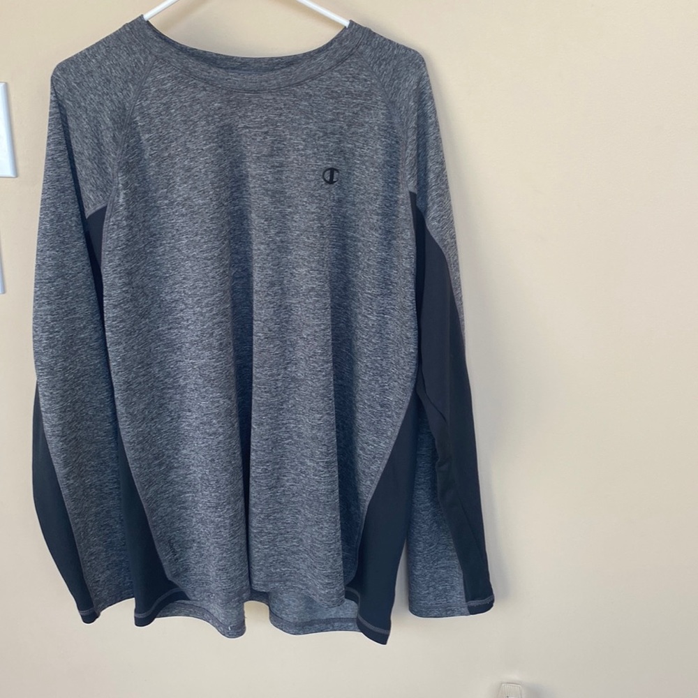 Champion men’s long sleeve shirt
